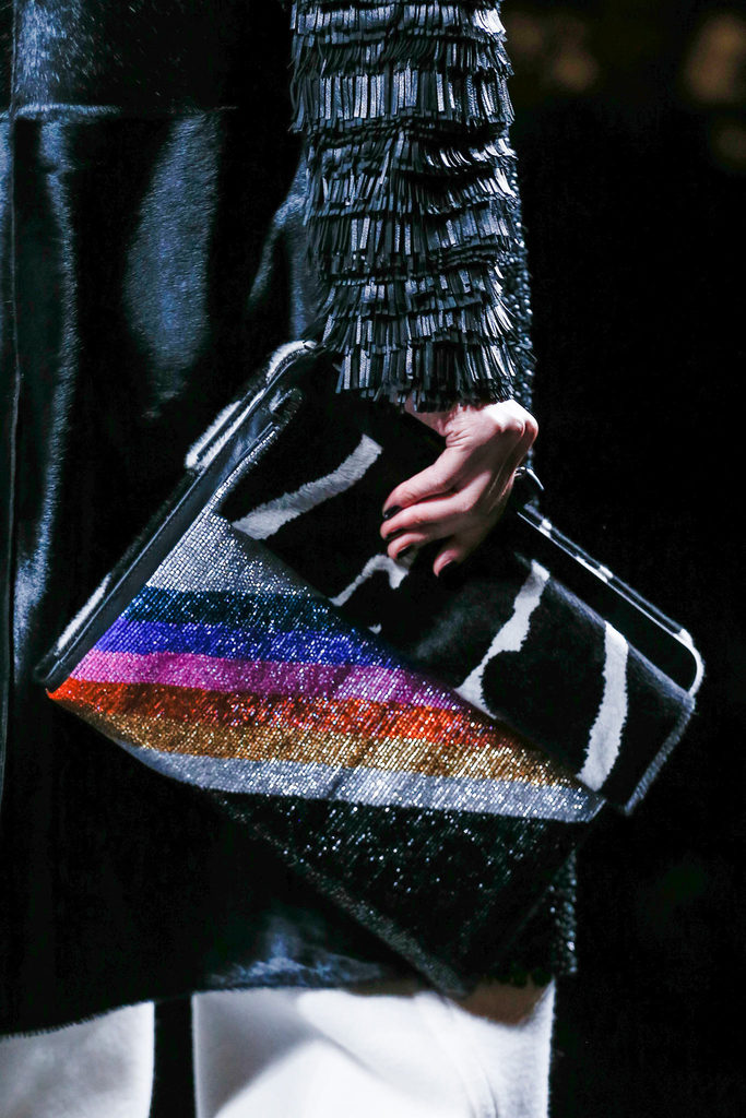 Fendi 2013ﶬŮbϵУmrbܣDƬ
