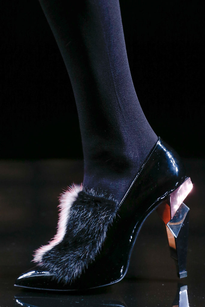 Fendi 2013ﶬŮbϵУmrbܣDƬ