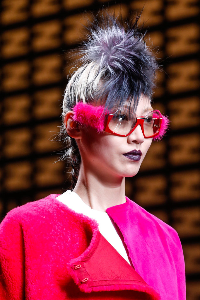 Fendi 2013ﶬŮbϵУmrbܣDƬ