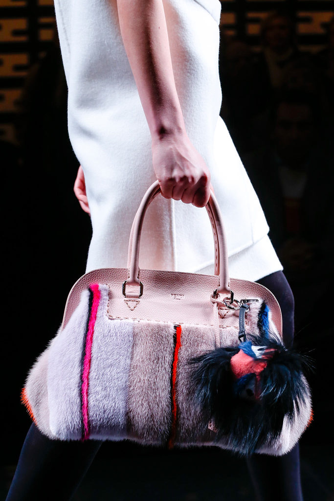 Fendi 2013ﶬŮbϵУmrbܣDƬ