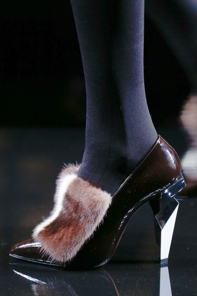 Fendi 2013ﶬŮbϵУmrbܣDƬ