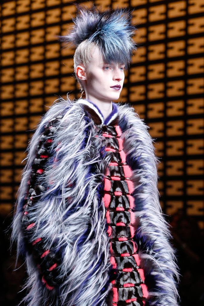 Fendi 2013ﶬŮbϵУmrbܣDƬ