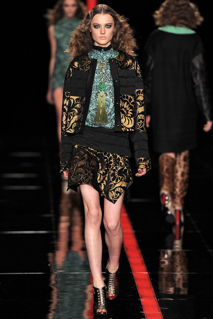 Just Cavalli 2013ﶬŮװϵУʱװܣͼƬ