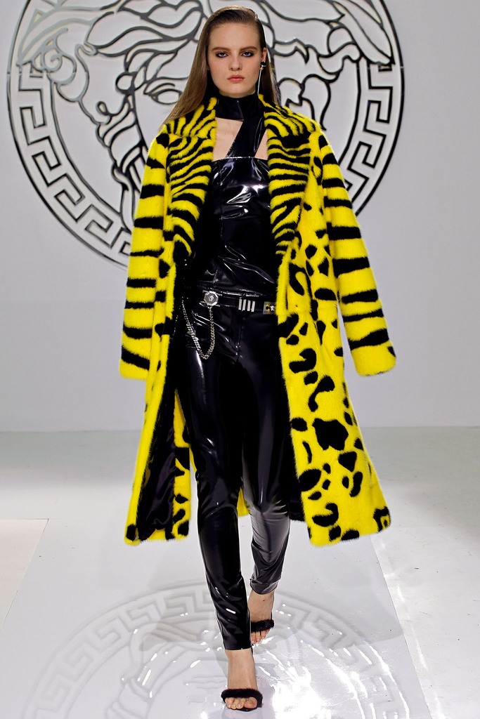 Versace 2013ﶬŮװϵУʱװܣͼƬ