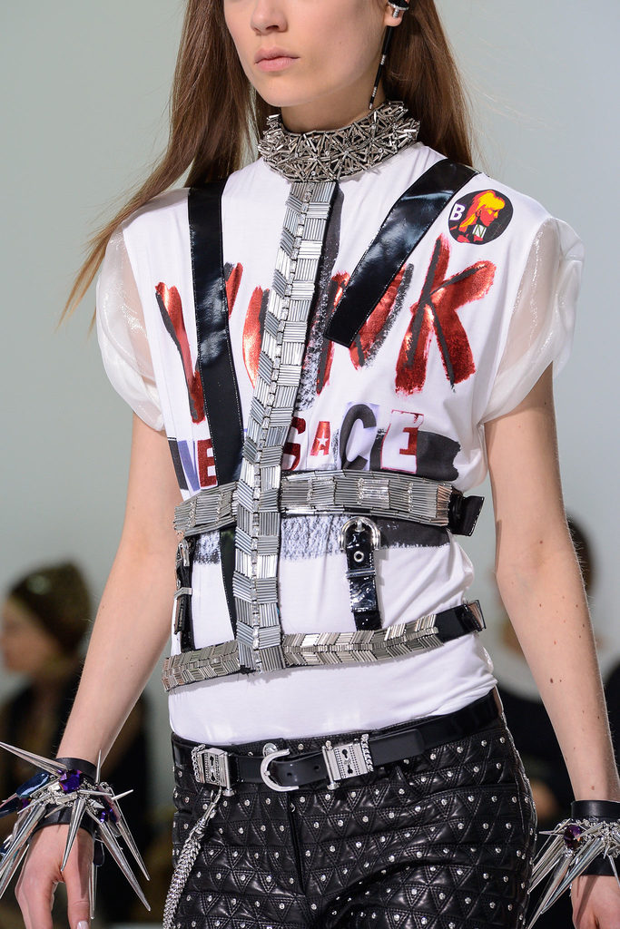 Versace 2013ﶬŮbϵУmr(sh)bܣDƬ