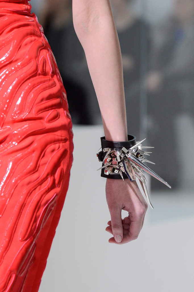 Versace 2013ﶬŮbϵУmrbܣDƬ