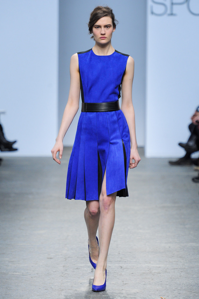 Sportmax 2013ﶬŮװϵУŮװܣͼƬ