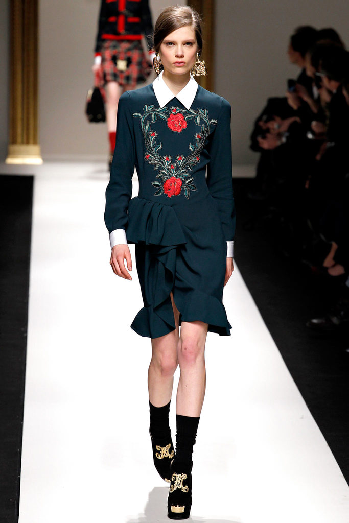 Moschino 2013ﶬŮbϵУmŮbܣDƬ