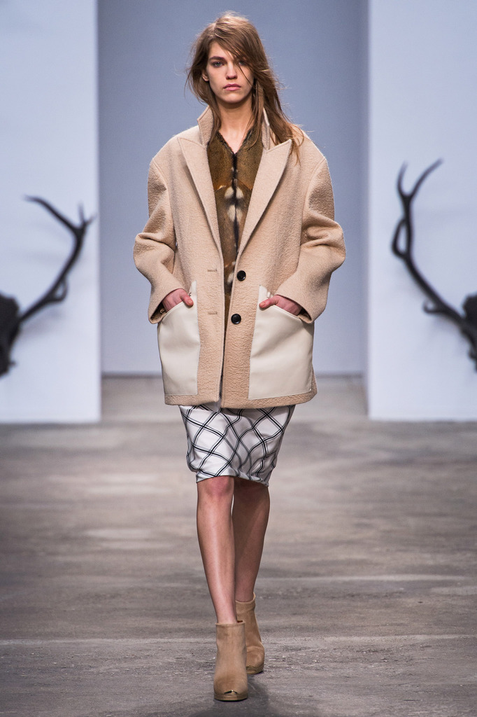 Trussardi 2013ﶬŮװϵУʱװܣͼƬ