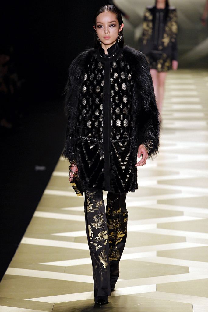 Roberto Cavalli 2013ﶬŮװϵУʱװܣͼƬ