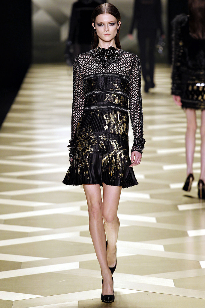 Roberto Cavalli 2013ﶬŮװϵУʱװܣͼƬ