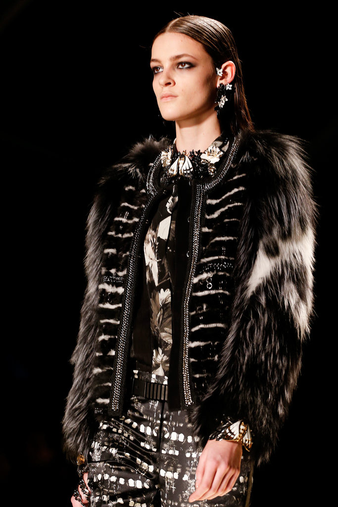 Roberto Cavalli 2013ﶬŮװϵУʱװܣͼƬ