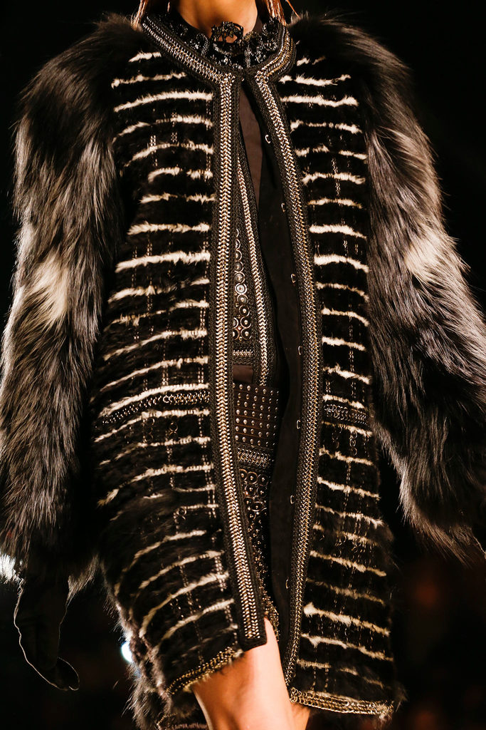 Roberto Cavalli 2013ﶬŮװϵУʱװܣͼƬ