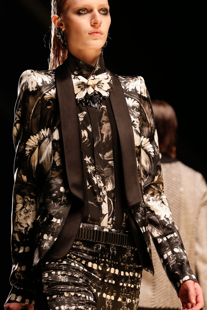 Roberto Cavalli 2013ﶬŮװϵУʱװܣͼƬ