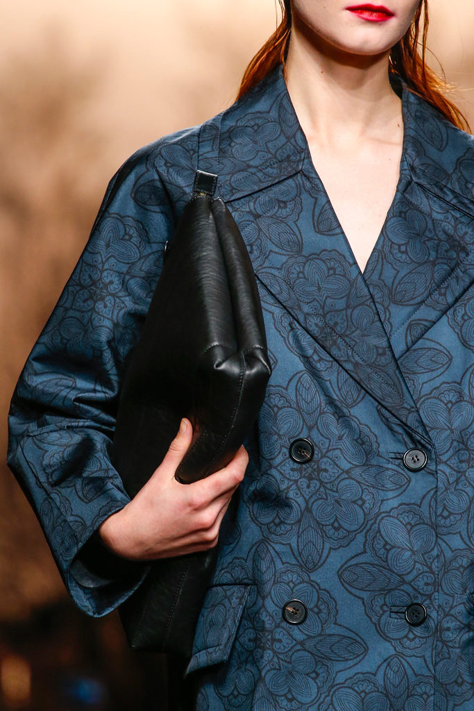 Marni 2013�ﶬŮװϵ�У�����ʱװ�ܣ�����ͼƬ