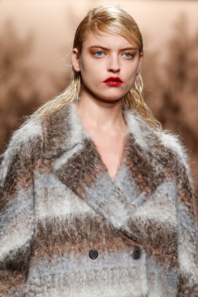 Marni 2013�ﶬŮװϵ�У�����ʱװ�ܣ�����ͼƬ