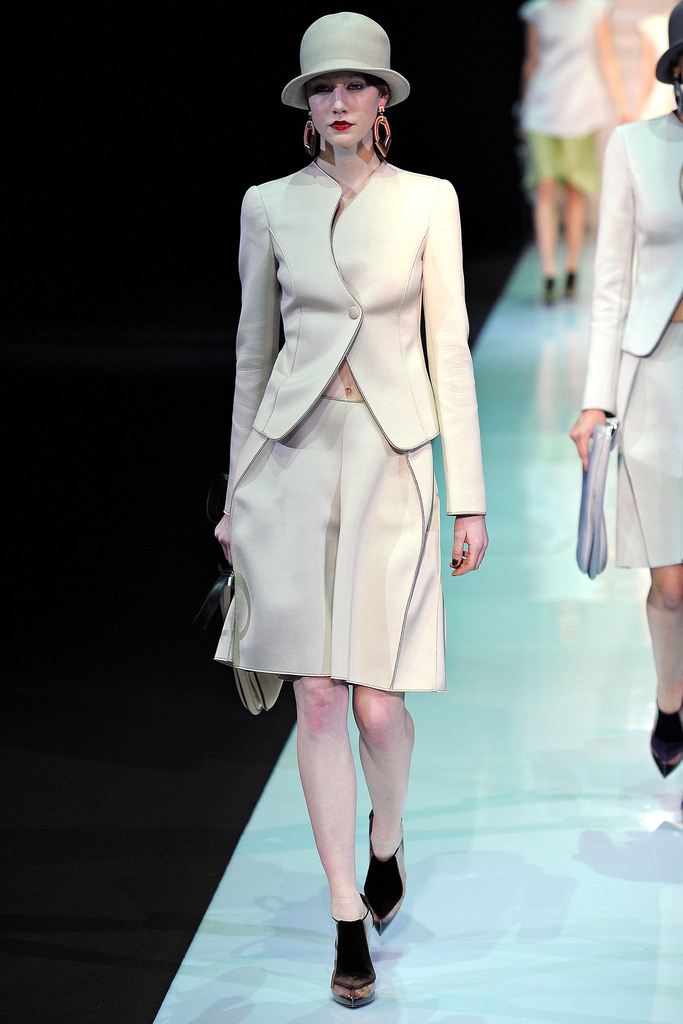Emporio Armani 2013ﶬŮbϵУmr(sh)bܣDƬ