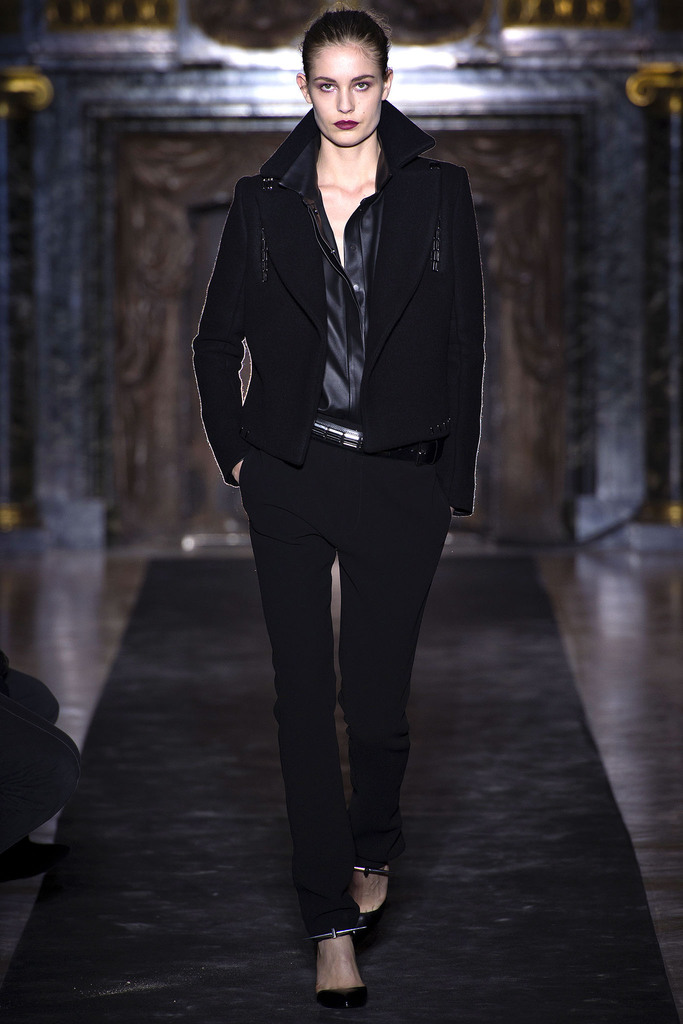 Anthony Vaccarello 2013ﶬŮװϵУʱװܣͼƬ