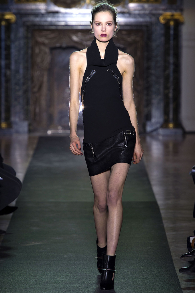 Anthony Vaccarello 2013ﶬŮװϵУʱװܣͼƬ