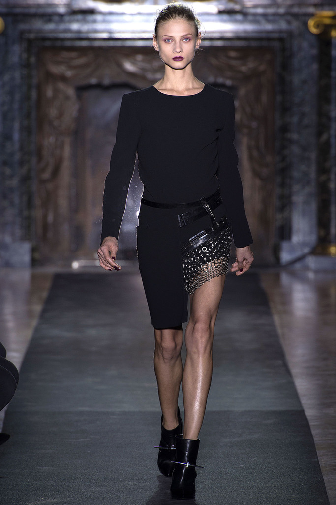 Anthony Vaccarello 2013ﶬŮװϵУʱװܣͼƬ