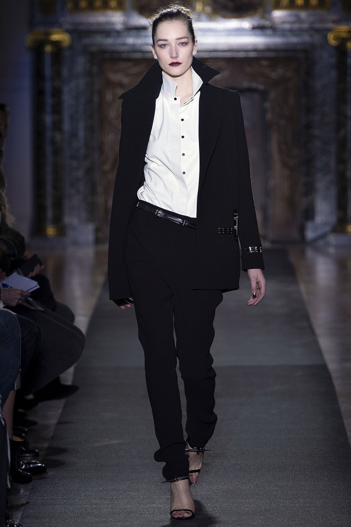 Anthony Vaccarello 2013ﶬŮװϵУʱװܣͼƬ