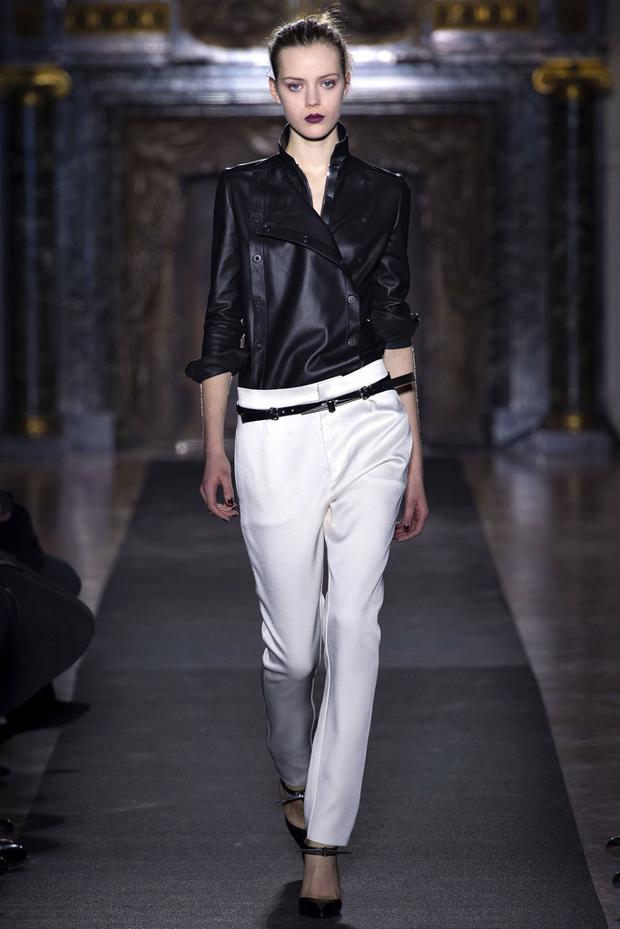 Anthony Vaccarello 2013ﶬŮװϵУʱװܣͼƬ