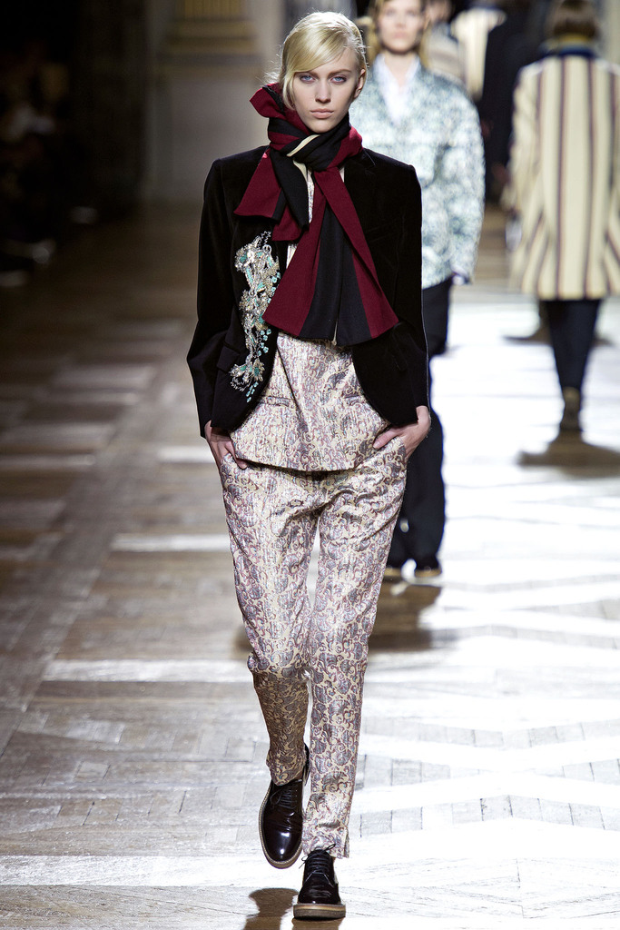 Dries Van Noten 2013ﶬŮװϵУʱװܣͼƬ