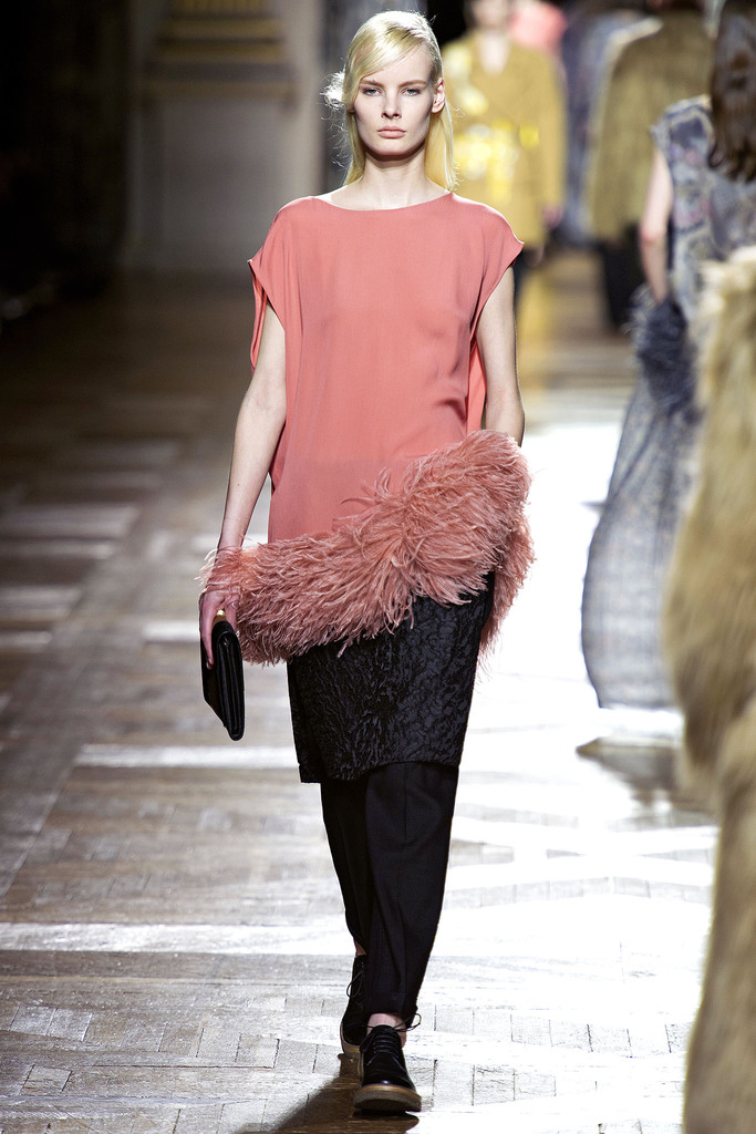 Dries Van Noten 2013ﶬŮװϵУʱװܣͼƬ