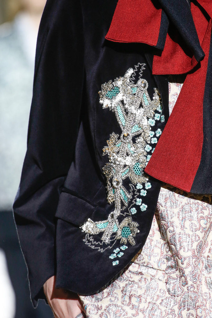 Dries Van Noten 2013ﶬŮװϵУʱװܣͼƬ