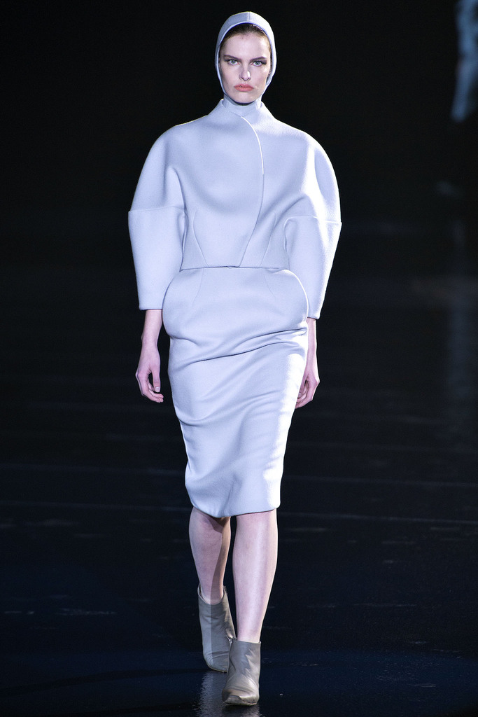 Mugler 2013ﶬŮװϵУʱװܣͼƬ