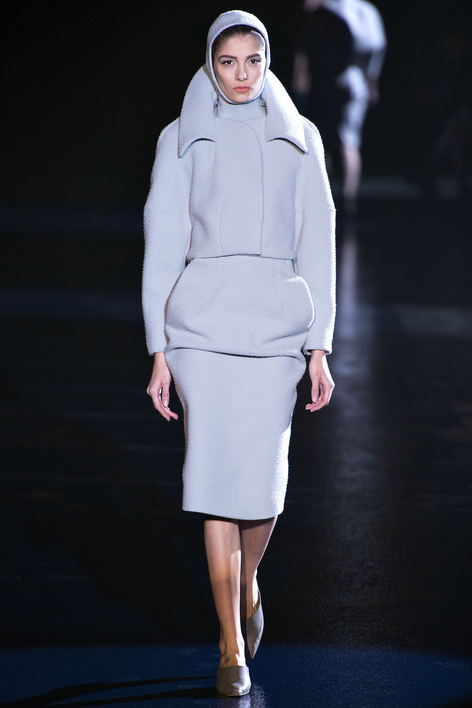 Mugler 2013ﶬŮװϵУʱװܣͼƬ