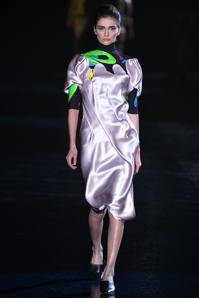 Mugler 2013ﶬŮװϵУʱװܣͼƬ