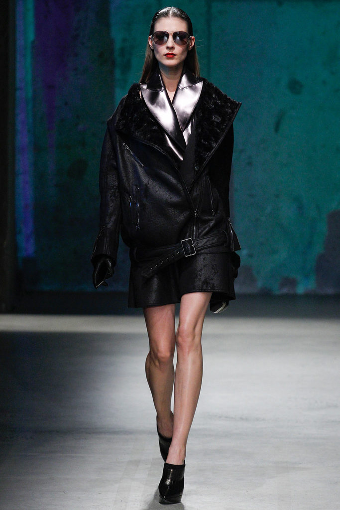 Kenneth Cole Collection 2013ﶬϵУ~srbܣDƬ
