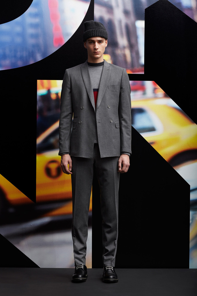 DKNY 2013ﶬװϵУŦԼʱװܣͼƬ