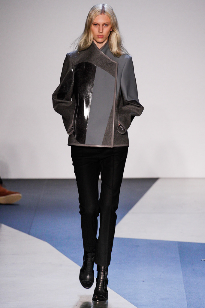 Helmut Lang 2013ﶬŮװϵУŦԼʱװܣͼƬ