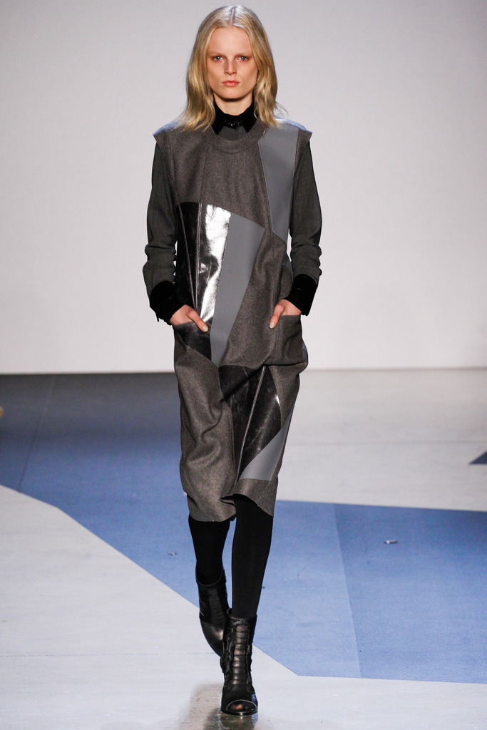 Helmut Lang 2013ﶬŮװϵУŦԼʱװܣͼƬ