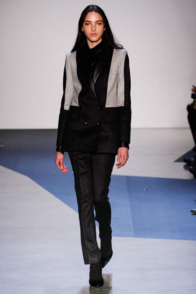 Helmut Lang 2013ﶬŮװϵУŦԼʱװܣͼƬ