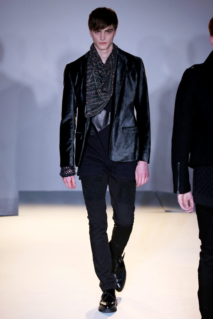 Edun 2013ﶬŮװϵУŦԼʱװܣͼƬ