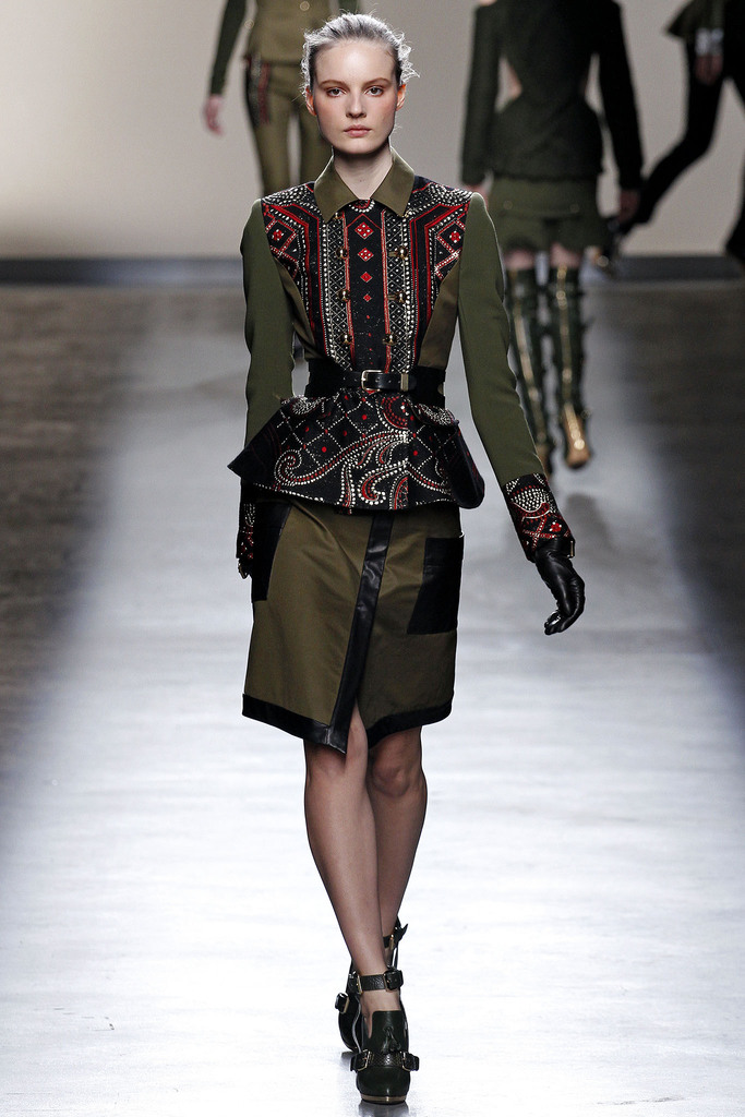 Prabal Gurung 2013ﶬŮװϵУŦԼʱװܣͼƬ