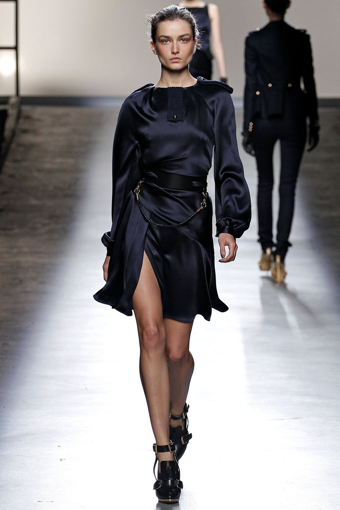 Prabal Gurung 2013ﶬŮװϵУŦԼʱװܣͼƬ