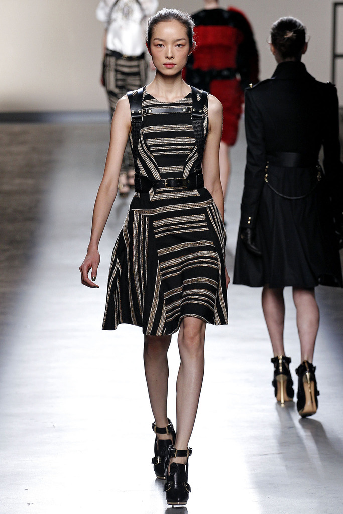 Prabal Gurung 2013ﶬŮװϵУŦԼʱװܣͼƬ