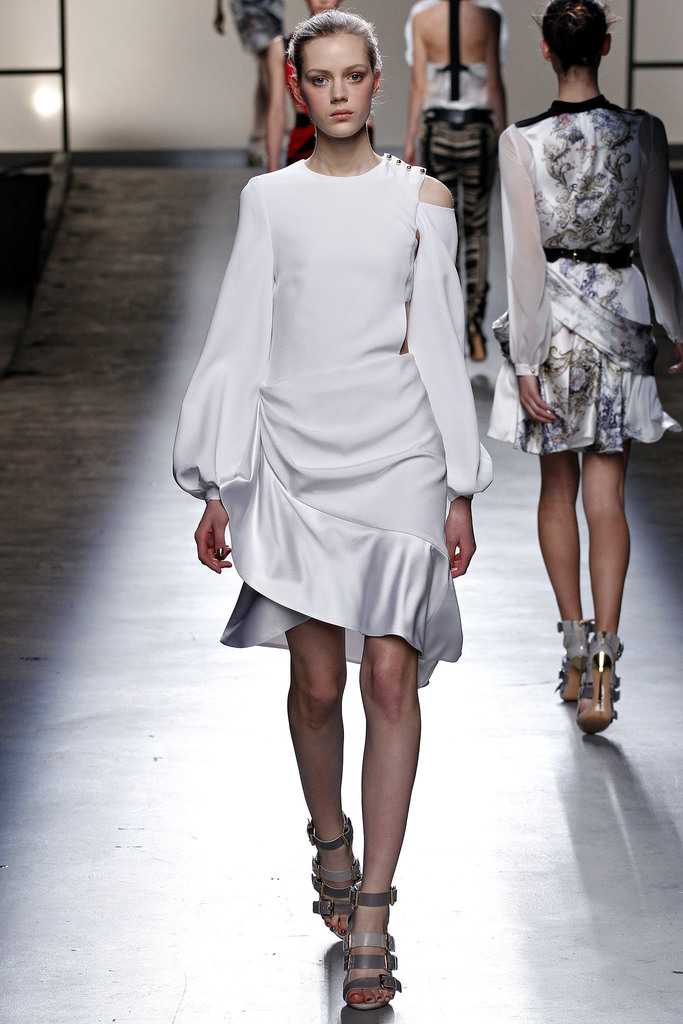 Prabal Gurung 2013ﶬŮװϵУŦԼʱװܣͼƬ