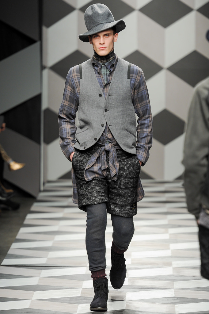 Robert Geller 2013ﶬbϵиDƬ