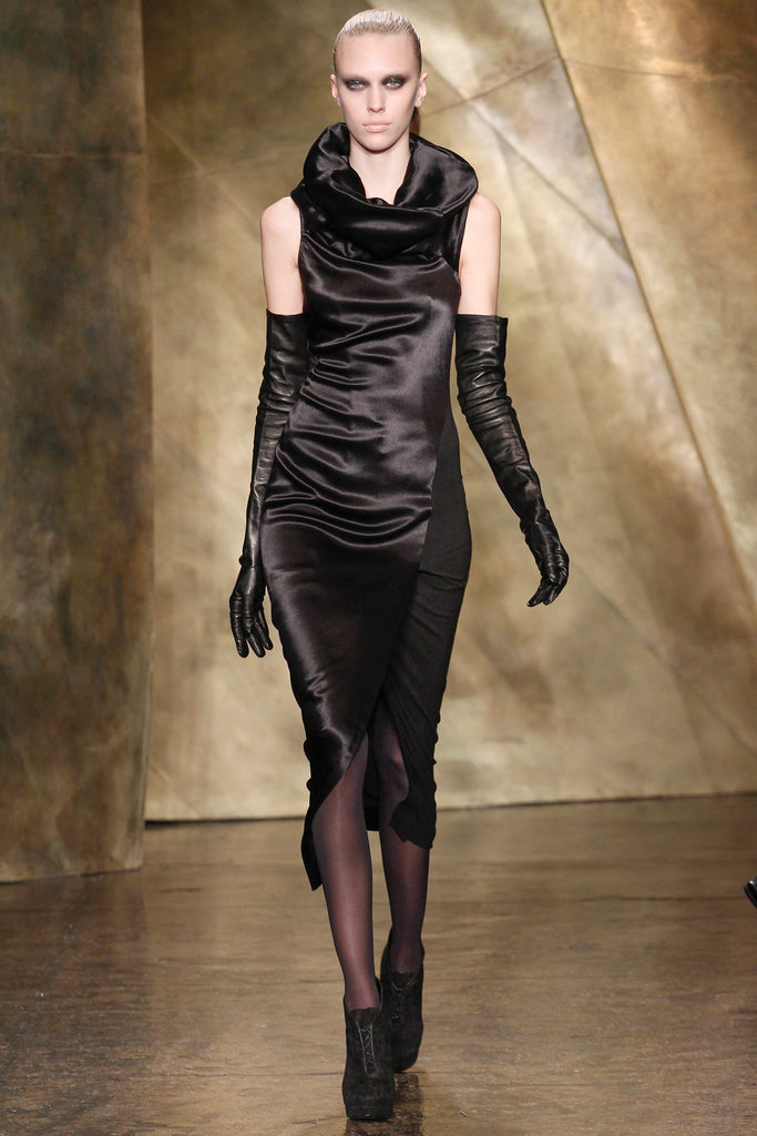 Donna Karan 2013ﶬŮװϵУŦԼʱװܣͼƬ