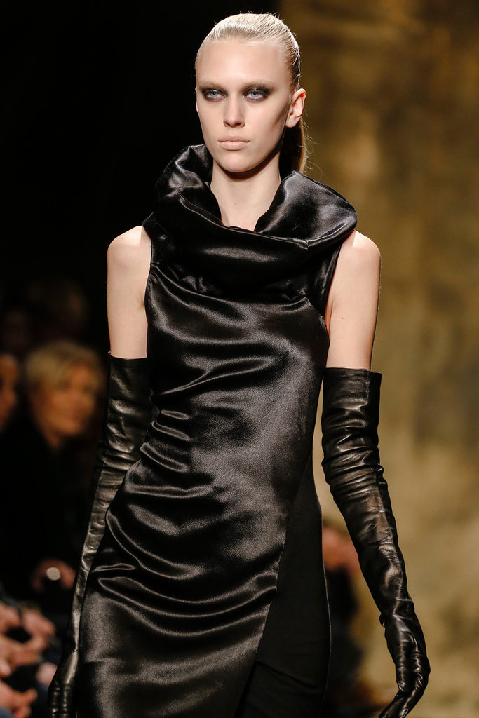 Donna Karan 2013ﶬŮװϵУŦԼʱװܣͼƬ