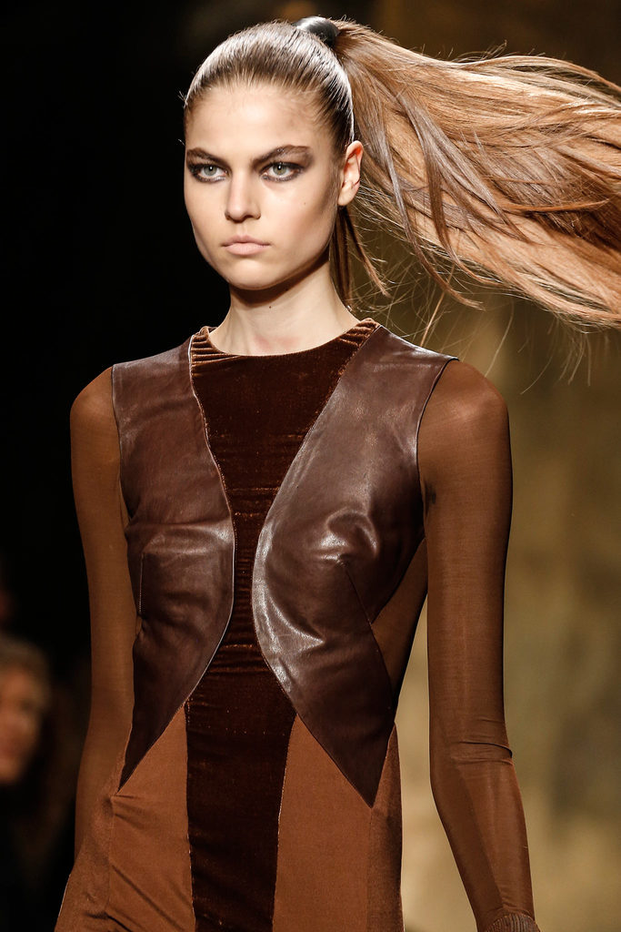 Donna Karan 2013ﶬŮװϵУŦԼʱװܣͼƬ