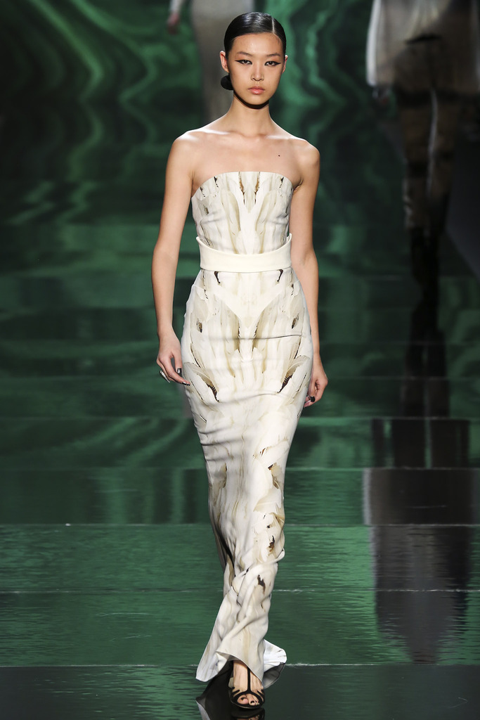 Monique Lhuillier 2013ﶬŮװϵиͼƬ