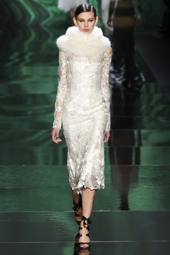 Monique Lhuillier 2013ﶬŮװϵиͼƬ