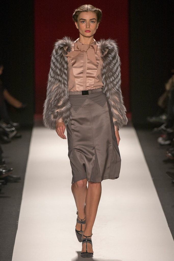 Carolina Herrera 2013ﶬŮbϵУ~srbܣDƬ