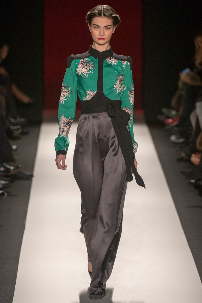 Carolina Herrera 2013ﶬŮbϵУ~srbܣDƬ